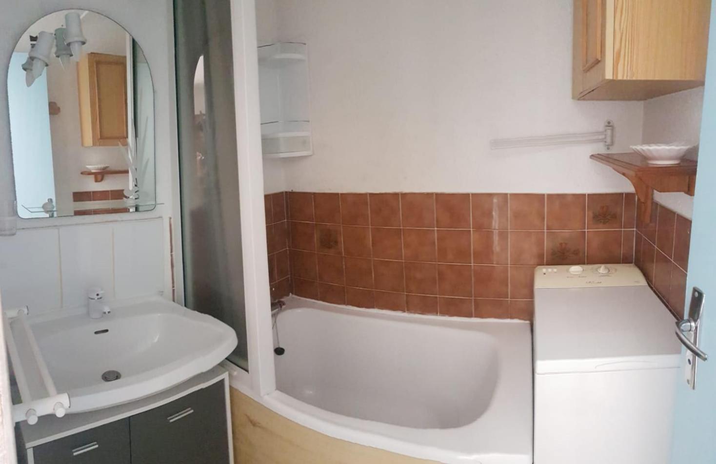 Apartmán T2 Sur Le Port Avec Parking Gruissan Exteriér fotografie